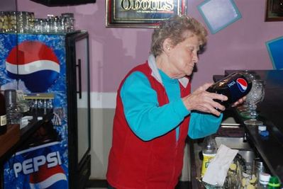 Smith Gathering: Fall at Katie and Karl's 11-28-09
Katie and Karl's Restaurant: Beverages being served up.
