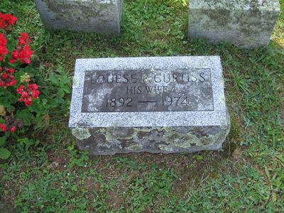 Dave Smith and Family Visit Camden Tour
Grave marker, Louese Curtiss Smith, Dave's grandmother.  Westdale Cemetery.
