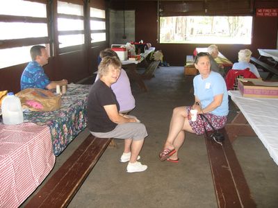 Reunion 2010
Jan Higham and Ginger Smith in foreground; Joe Higham and Sue Foley in background
