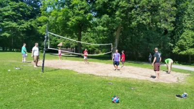 2015 Family Reunion, July 11, 2015
Cousins play some Volleyball
