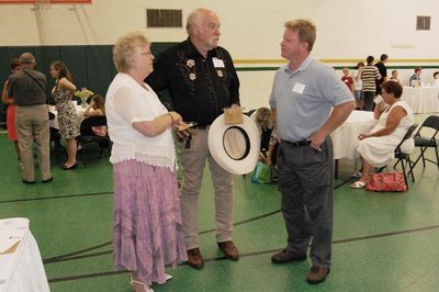 Sunday Party at OLS School
Guests: Roberta and Bernie Neu chat with Jim Higham
