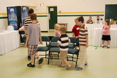 Sunday Party at OLS School
Games: Musical chairs 1
