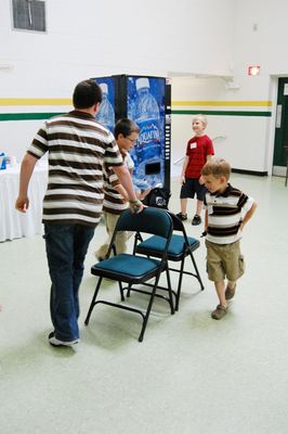 Sunday Party at OLS School
Games Musical Chairs 4
