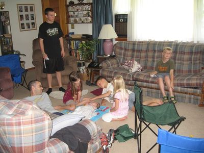 Friday/Saturday Breakfast and Picnic
Picnic:  Hangin' with Eli in the Living Room.  Mark; Julia; Joe; and Madison watch.  Jake and Justin do Wii in Living Room.
