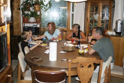 Friday/Saturday Breakfast and Picnic
Picnic (inside): L to R: Justin, Cole, and Joan Higham Entwistle; Cathy Mack Wilson; Ben HUghes
