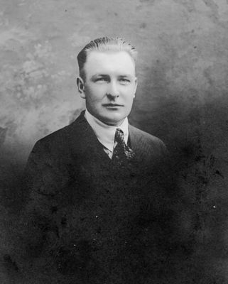 Seubert Family
Paul Curtiss Seubert, 
son of George & Angeline Curtiss Seubert
