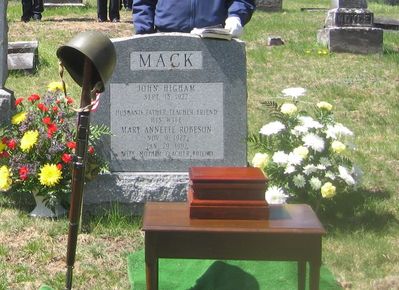 John Higham Mack Funeral
John Higham Mack 
Sept. 15, 1922 to Feb. 13, 2012

Mary Annette Robeson Mack 
Nov. 9, 1922 to Jan. 29, 1992
